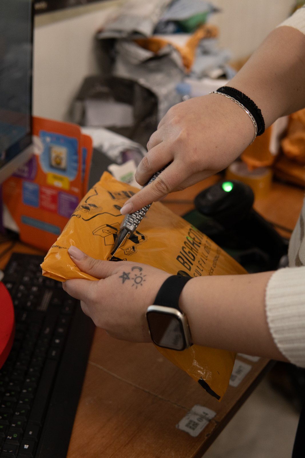 Returns and complaints processing at the BigArena fulfillment center