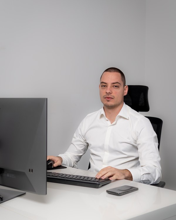 Onboarding specialist at the BigArena fulfillment center — integration and launch for new clients
